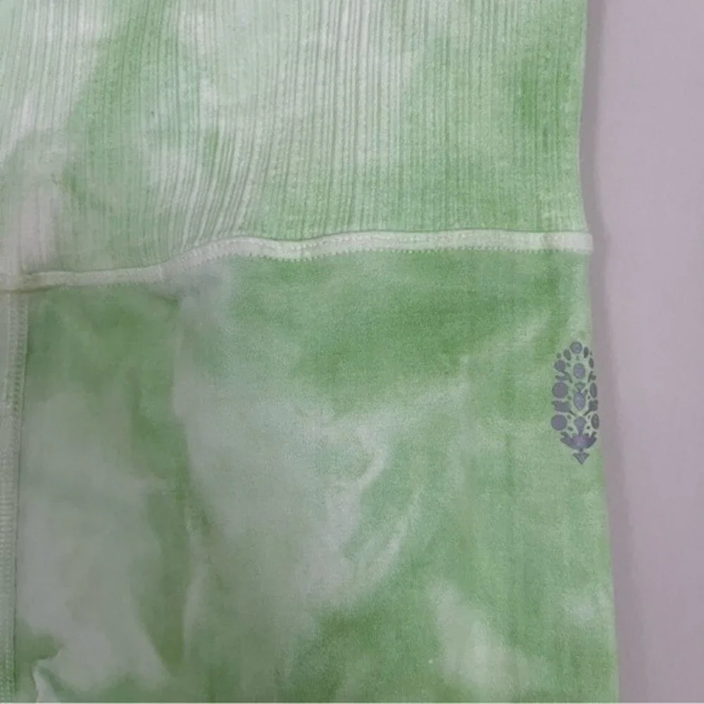 Free People Movement Good Karma Green Tie Dye Seamless 7/8 Leggings, Size M/L